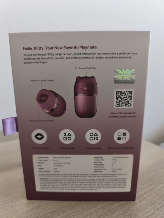 Reverso de la caja del Klitty de SVAKOM con la descripción del producto y código QR